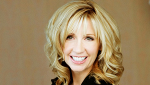 Author Angela Thomas