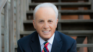 Author John MacArthur