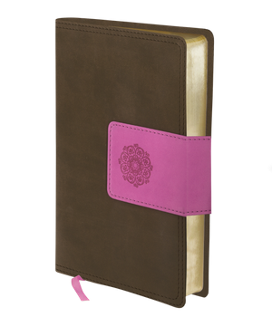 NIV, Real-Life Devotional Bible for Women, Compact